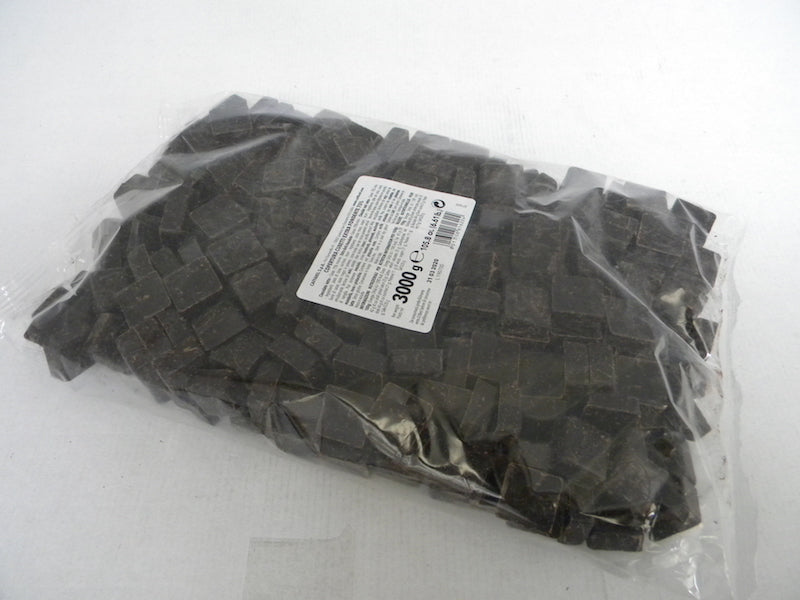 EXTRA DARK CHOCOLATE CUBES 75%